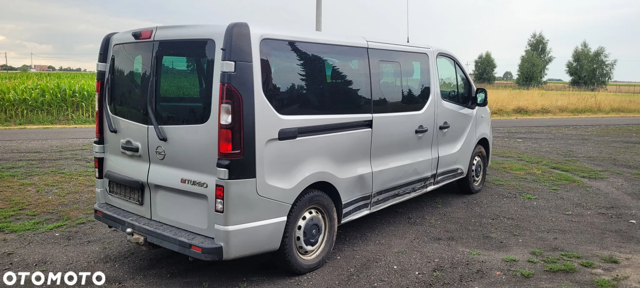 Opel Vivaro - 9