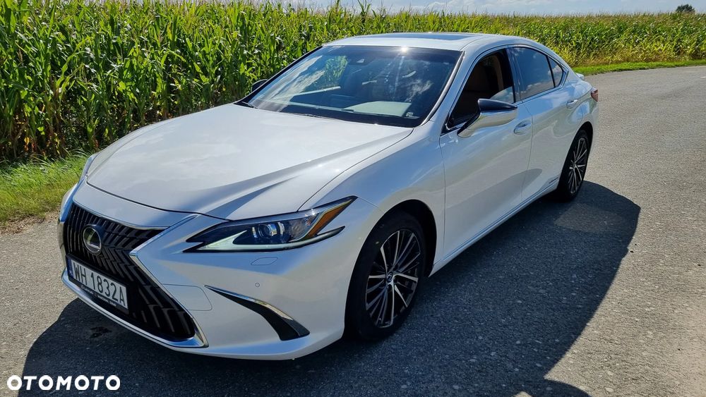 Lexus ES 300h Prestige - 9