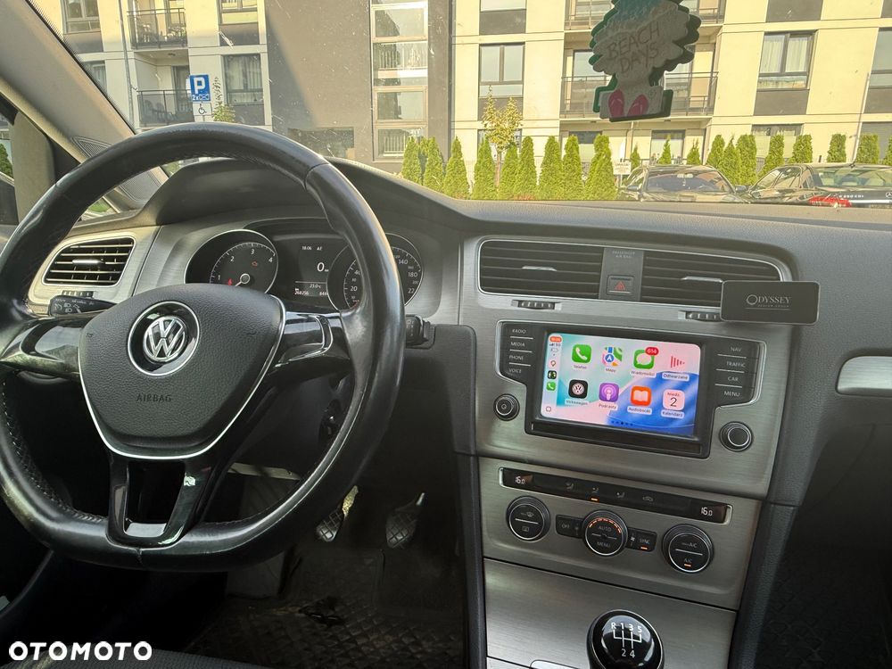 Volkswagen Golf 1.6 TDI BlueMotion Trendline - 8