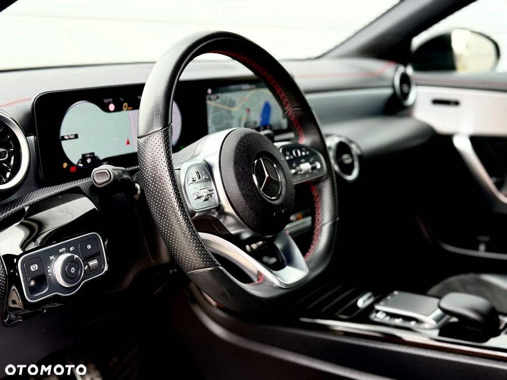 Mercedes-Benz CLA 180 d 7G-DCT AMG Line - 7