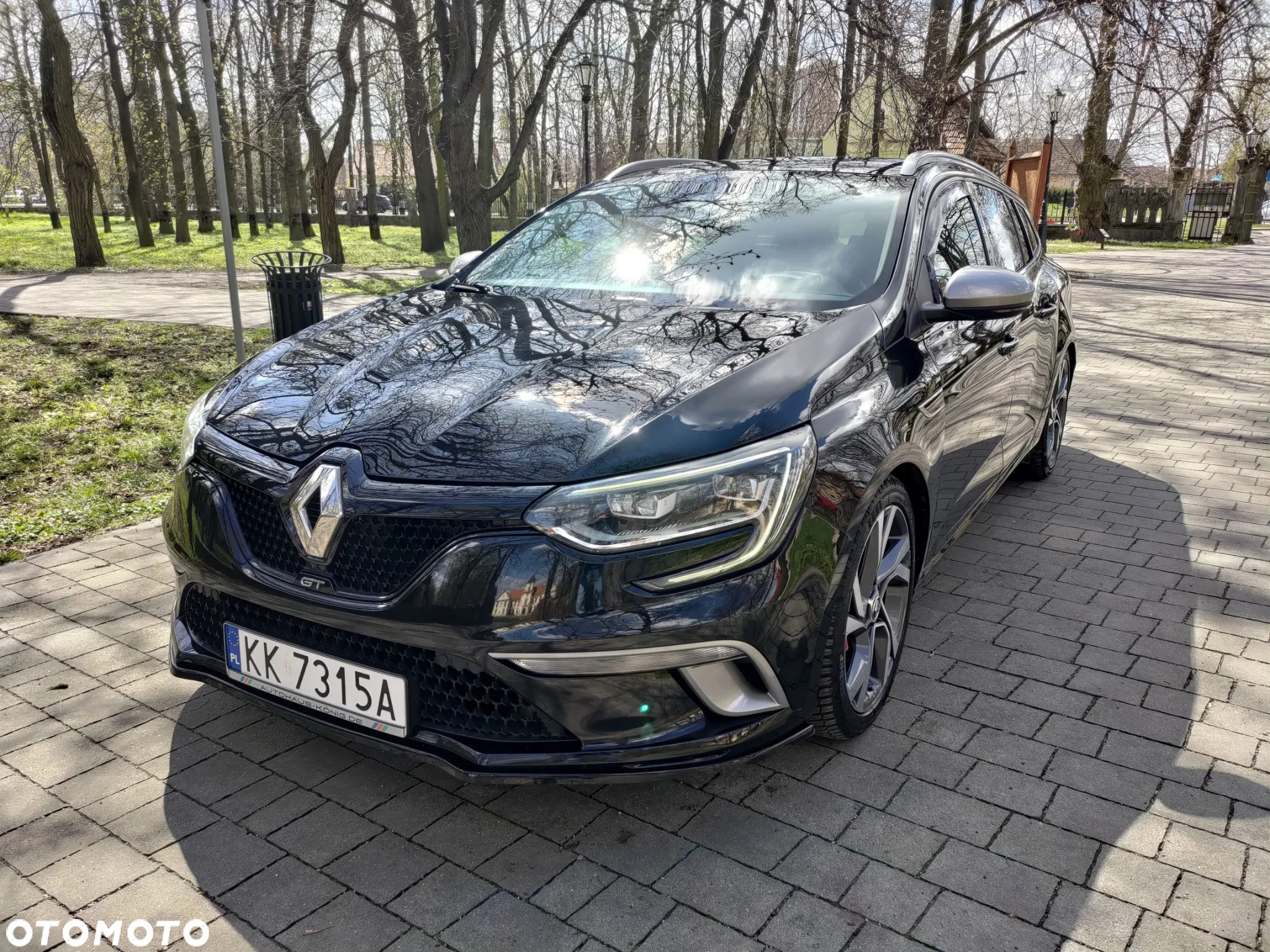 Renault Megane 1.6 dCi GT EDC - 4