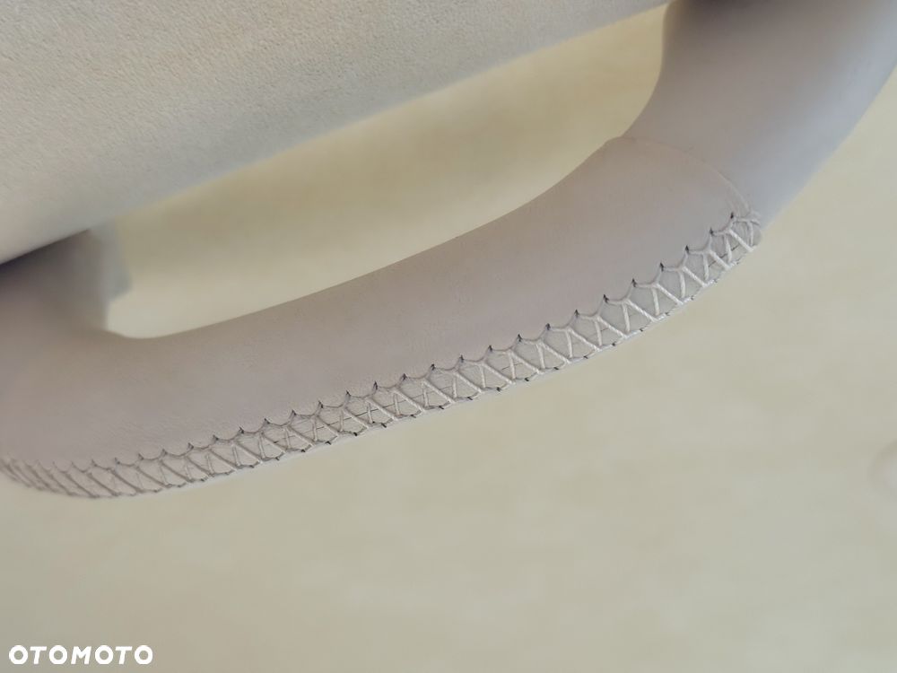 Volkswagen Multivan - 18