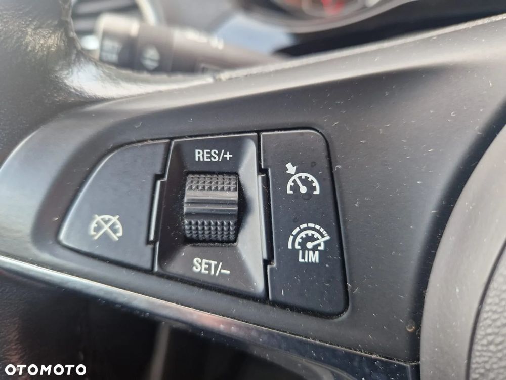 Opel Adam 1.2 120 Jahre - 16