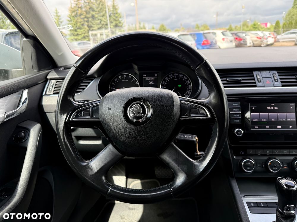 Skoda Octavia 2.0 TDI Ambition DSG - 15