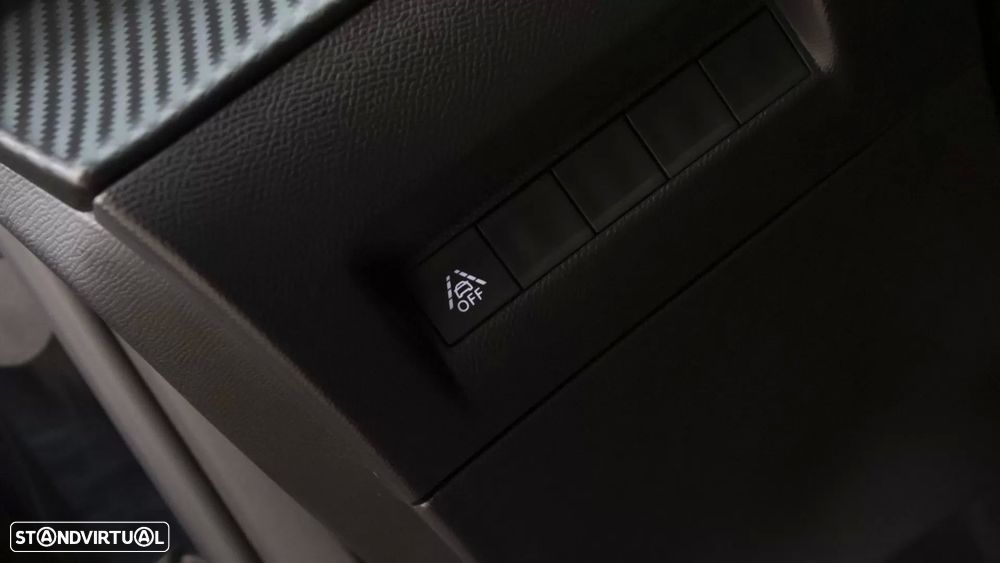 Peugeot 2008 1.5 BlueHDi GT Line EAT8 - 22