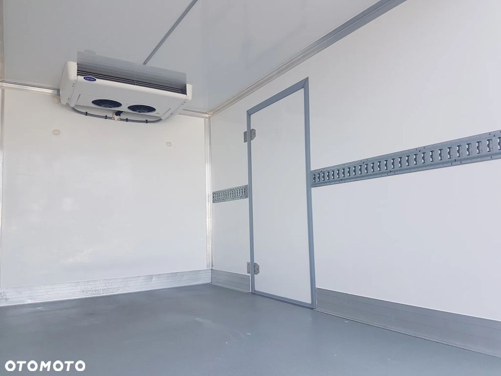 Iveco DAILY 35S16 CHŁODNIA 6EP MROŹNIA IZOTERMA GRZANIE AGREGAT CARRIER XARIOS 5 ZASILANIE Z SILNIKA + ELEKTRYCZNE - 26