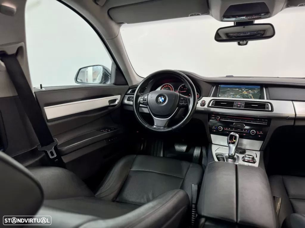 BMW 730 - 29