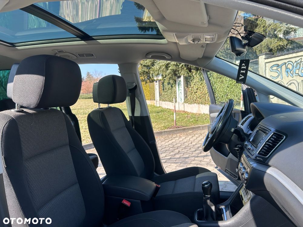 Volkswagen Sharan 2.0 TDI 4MOTION Blue Motion Life - 14