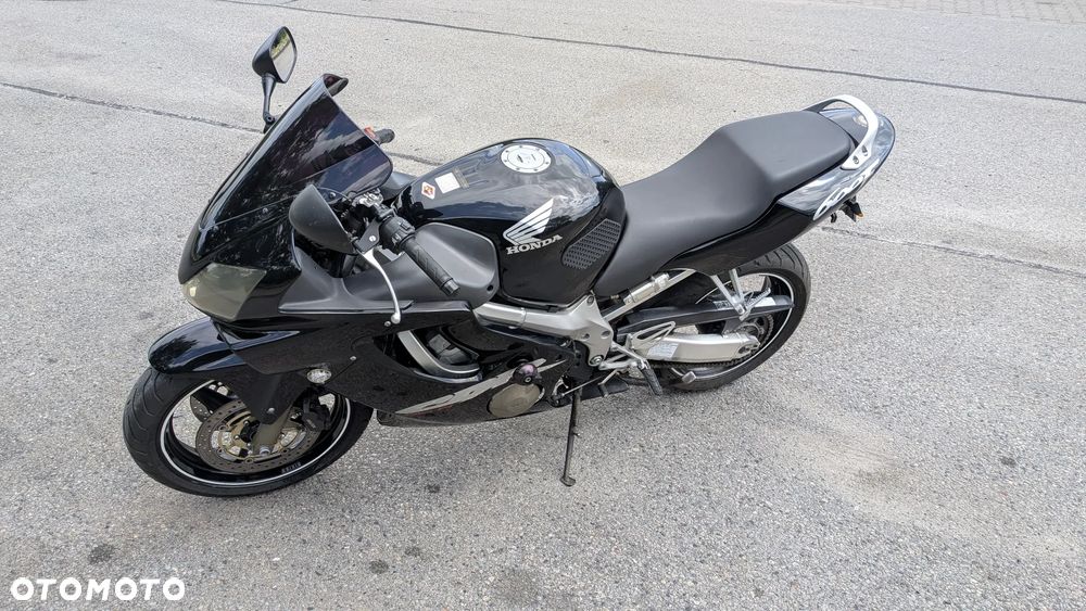 Honda CBR - 7