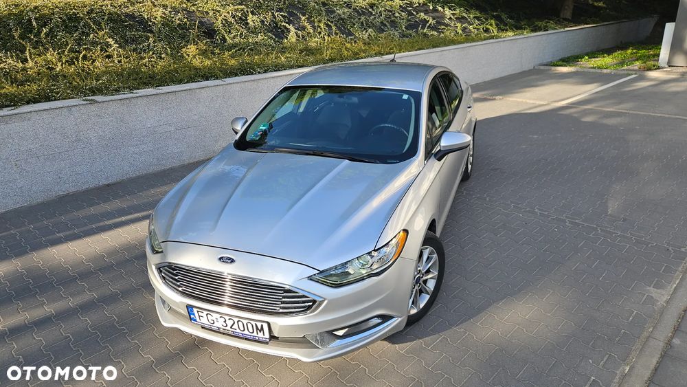 Ford Fusion - 39