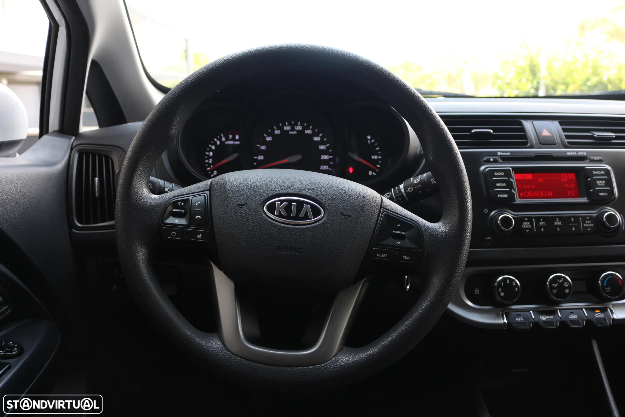 Kia Rio 1.2 CVVT TX AC+VE - 22