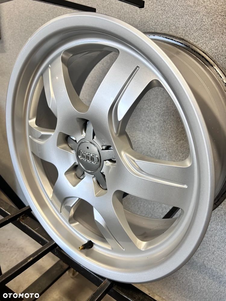 4 FELGI ALU. AUDI A5 8T0 , AUDI A4 B8 17'' 7,5J  ET28 - 10