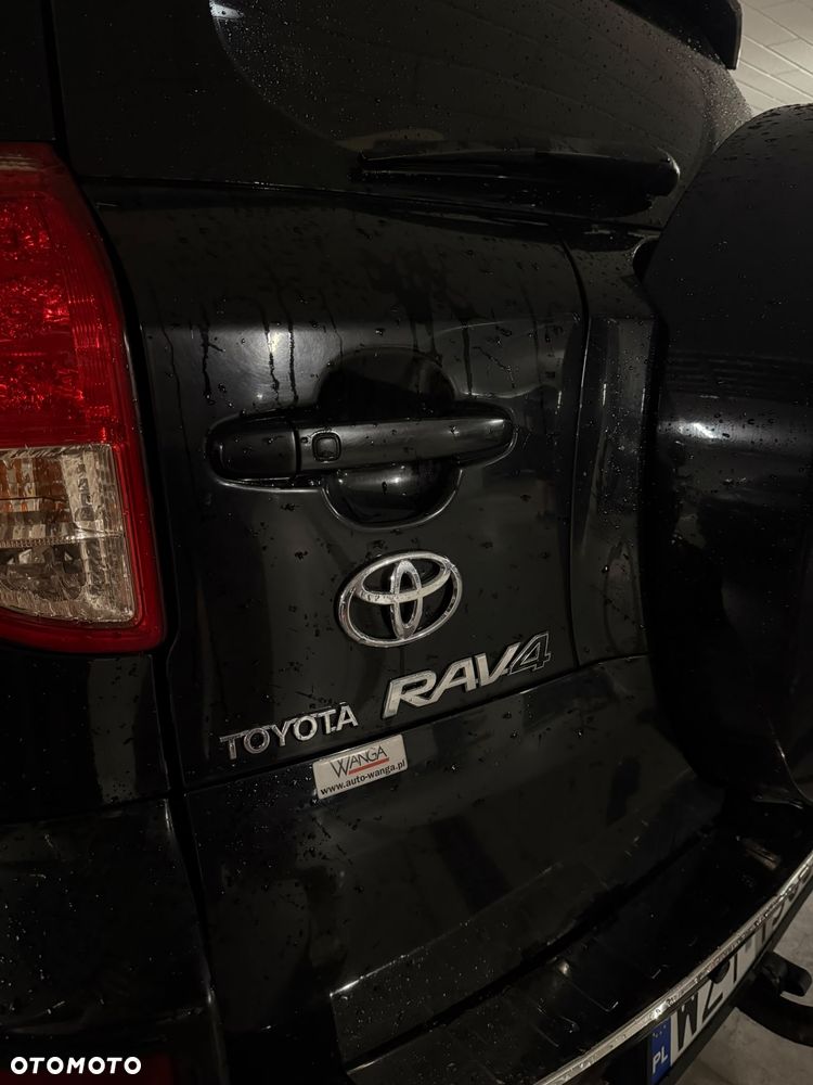 Toyota RAV4 2.2 D-4D Prestige - 17