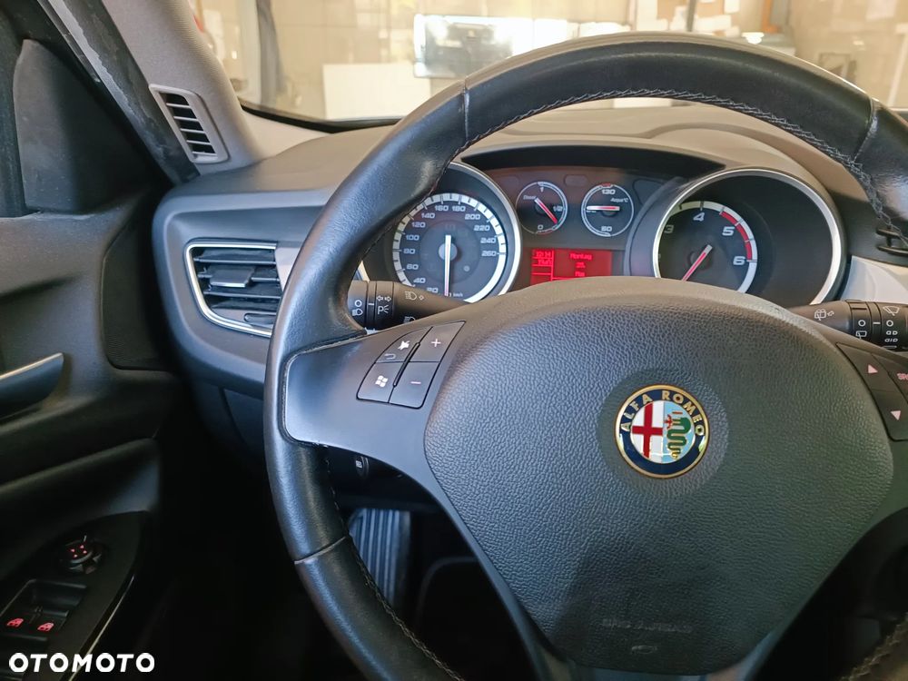 Alfa Romeo Giulietta 2.0 JTDM 16V TCT Turismo - 15