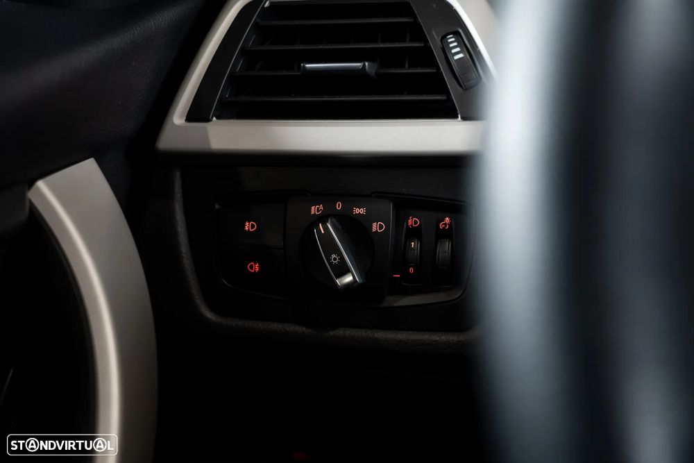 BMW 318 d Advantage - 10