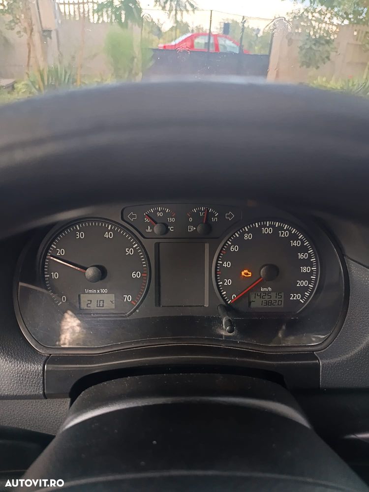 Volkswagen Polo 1.4 Basis - 7