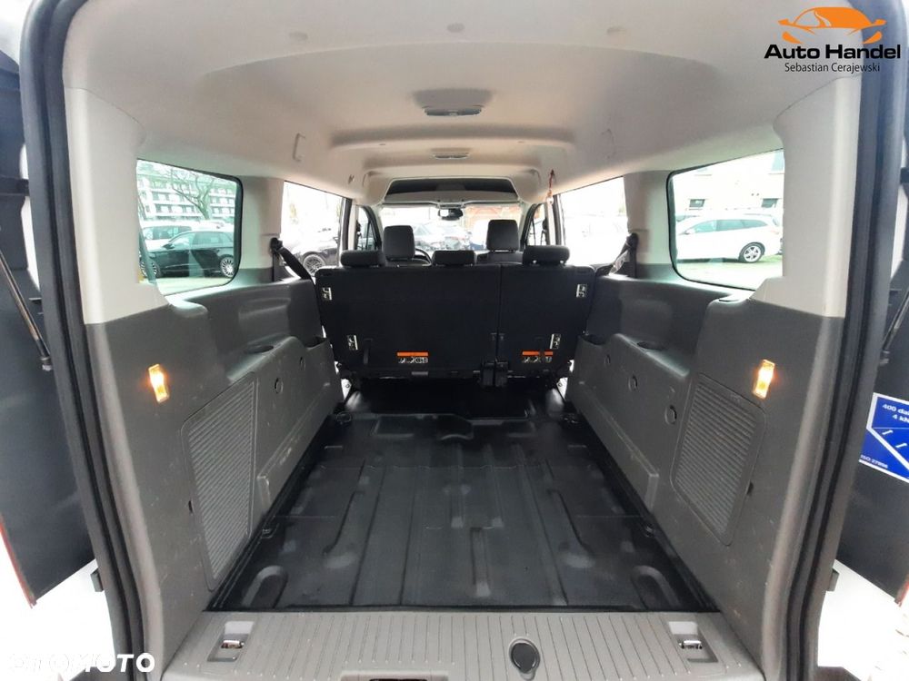 Ford Transit Connect - 14