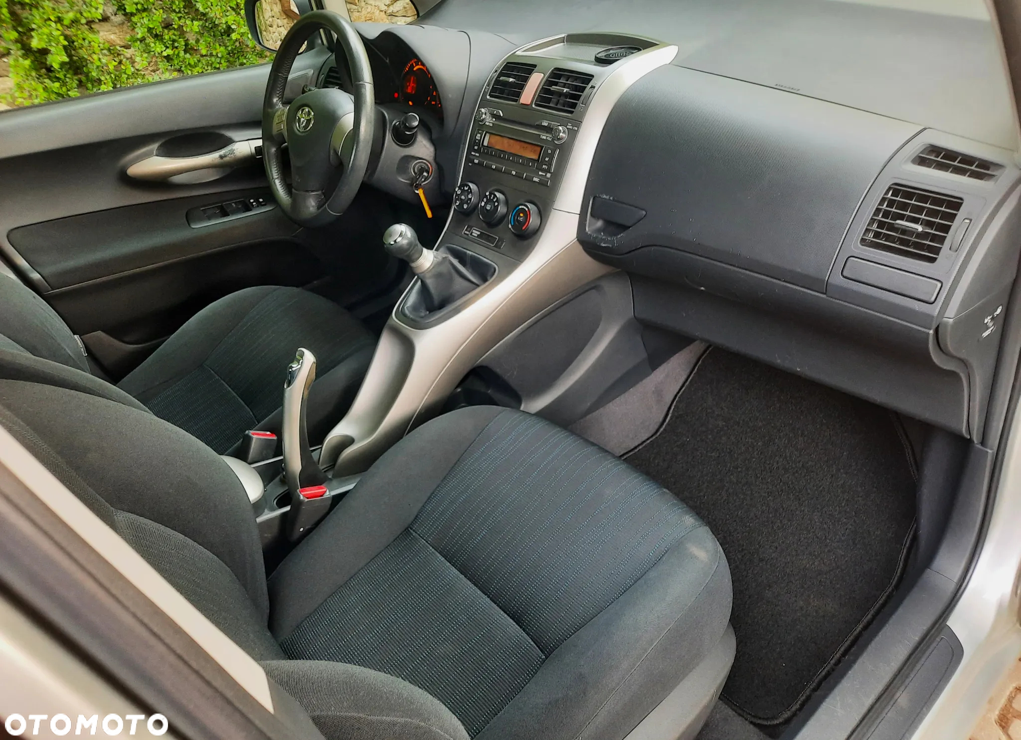 Toyota Auris 1.4 VVT-i Team - 9