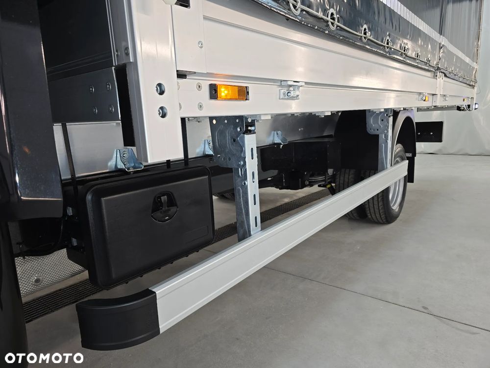 Renault MASTER 12 PALET Tylna OŚ BLIŻNIACZ L4 RWD - DBL Extra 2,3 DCI 165 KM MAXI Długość5,23cm Szerokośc2,45cm Wysokość2,38cm WZMOCNIONE TYLNE ZAWIESZENIE RESOR + PODUSZKI PNEŁMATYCZNE TEMPOMAT FOTEL KIEROWCY PNEŁMATYCZNY LEDY KABINA SYPIALNIANA XL NA GWARANCJA 40 Tyś km STAN JAK NOWY - 18