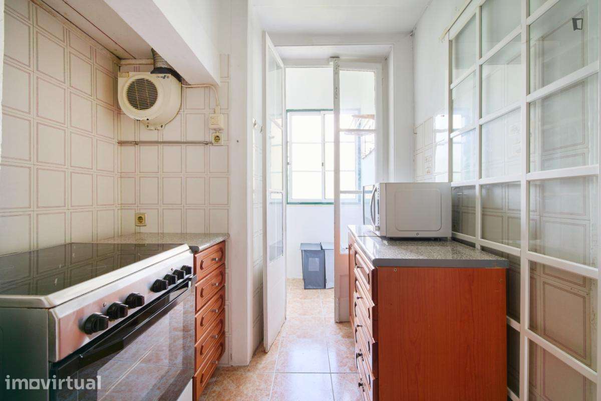 Quarto - localizado em São Bento Lisbon - Grande imagem: 4/23