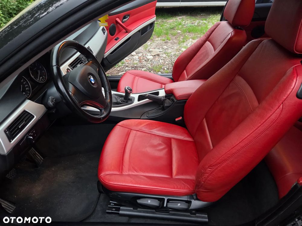 BMW Seria 3 320i - 15