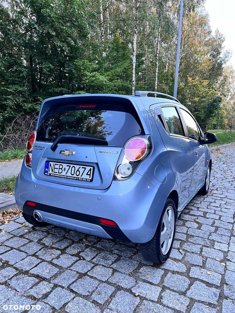 Chevrolet Spark - 36