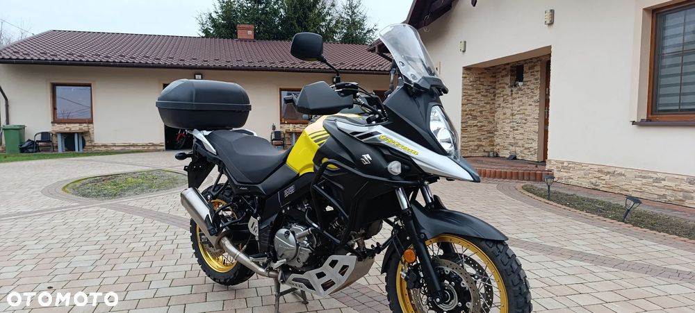 Suzuki V-STROM - 4