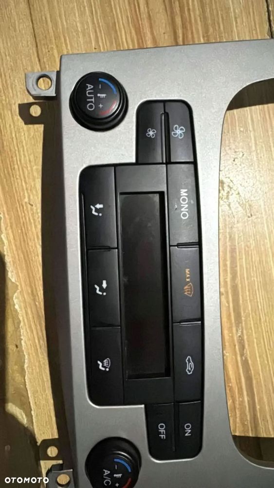 ramka radia z panelem klimatyzacji ford s-max mk1 lift - 2