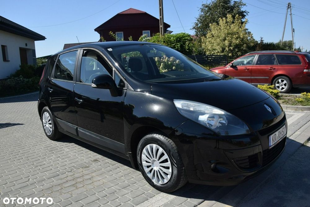 Renault Scenic 1.6 16V 110 Expression - 8