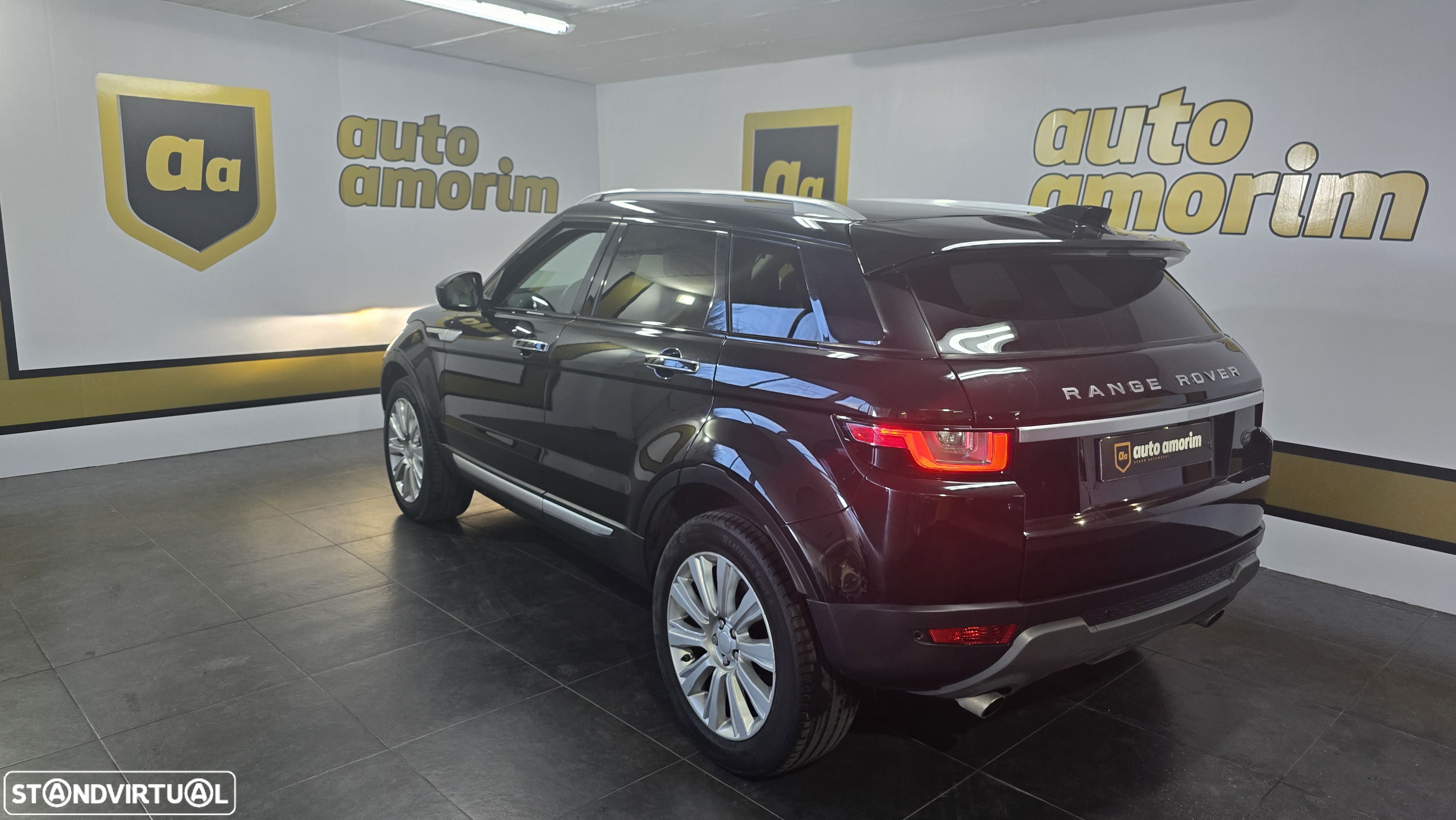 Land Rover Range Rover Evoque 2.0 TD4 SE Auto - 10