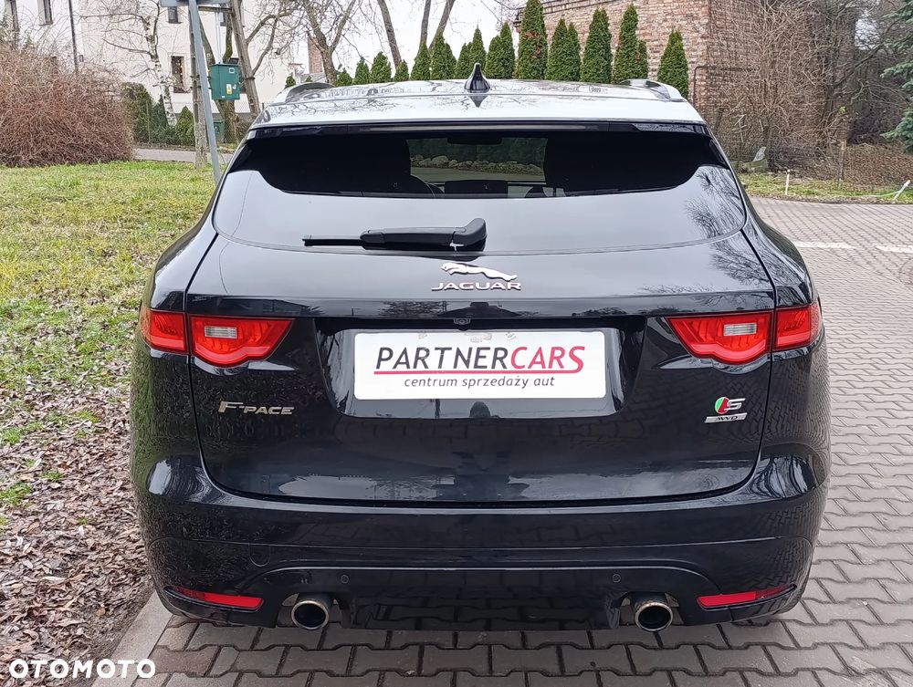 Jaguar F-Pace S AWD - 9