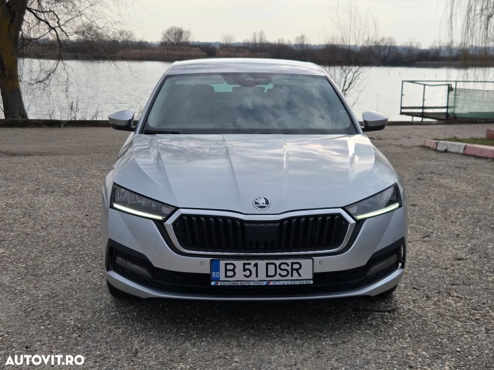 Skoda Octavia 2.0 TDI DSG Style - 8