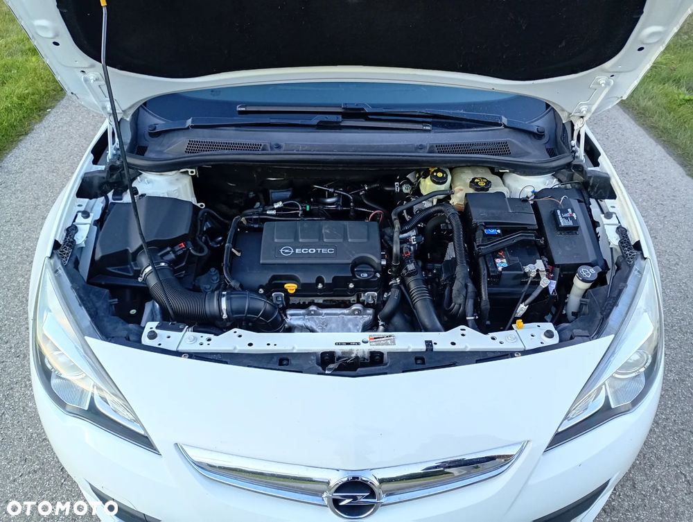 Opel Astra GTC 1.4 Turbo ecoFLEX Start/Stop - 24