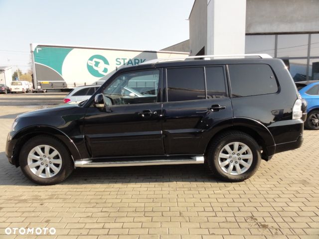 Mitsubishi Pajero 3.2 DID Instyle - 9