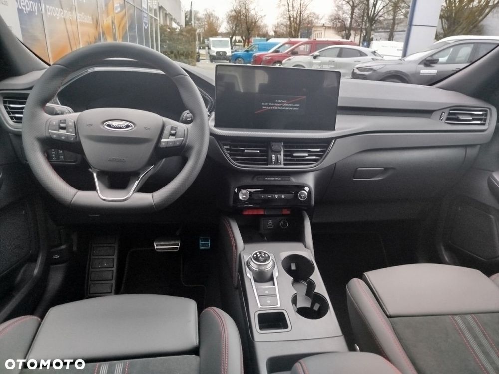 Ford Kuga - 8