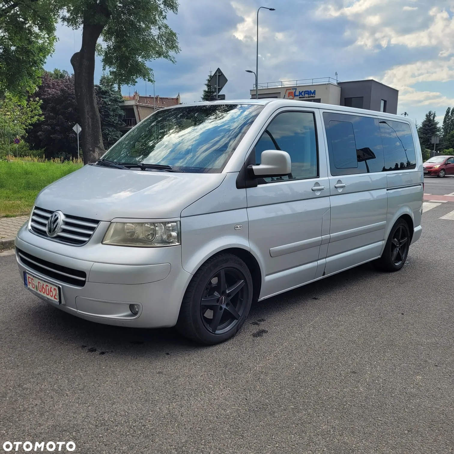 Volkswagen Multivan TDI L1 Comfortline - 2