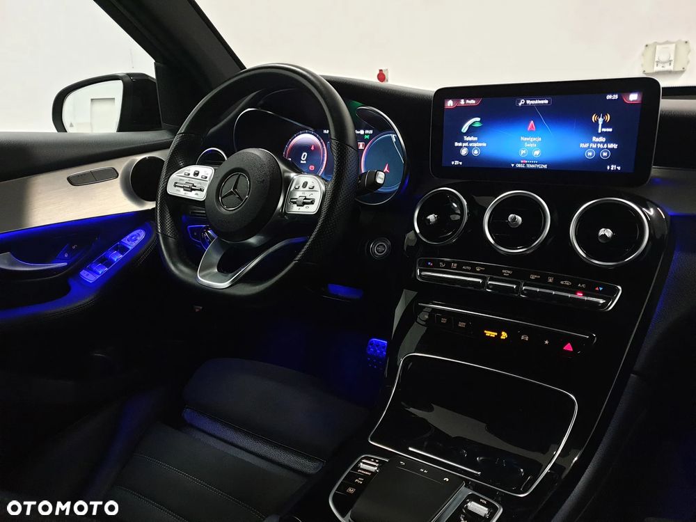 Mercedes-Benz GLC 300 de 4Matic 9G-TRONIC AMG Line Plus - 11