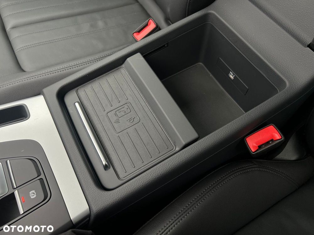 Audi Q5 Sportback - 26