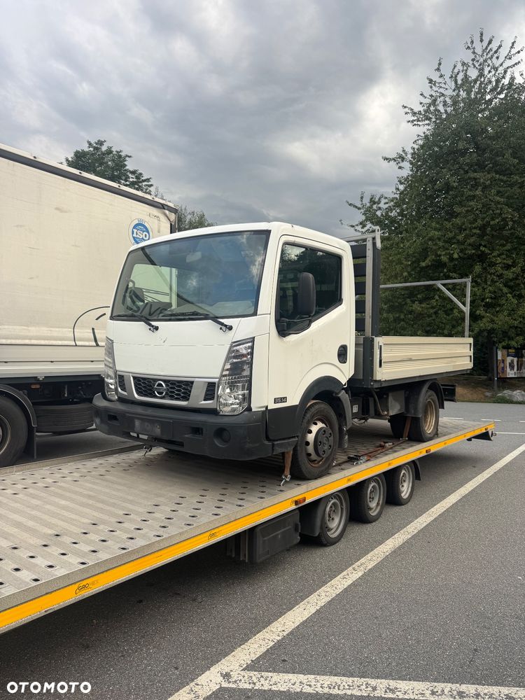 Nissan Cabstar nt 400 - 7