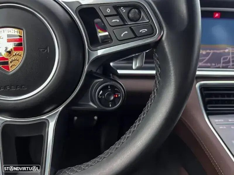 Porsche Panamera - 17