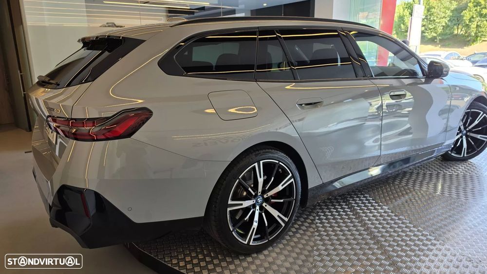 BMW i5 eDrive40 Pack Desportivo M Pro - 24