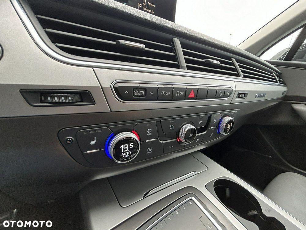 Audi Q7 - 19