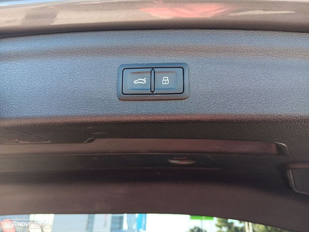 Audi Q3 35 TDI S line S tronic — fotografia 26