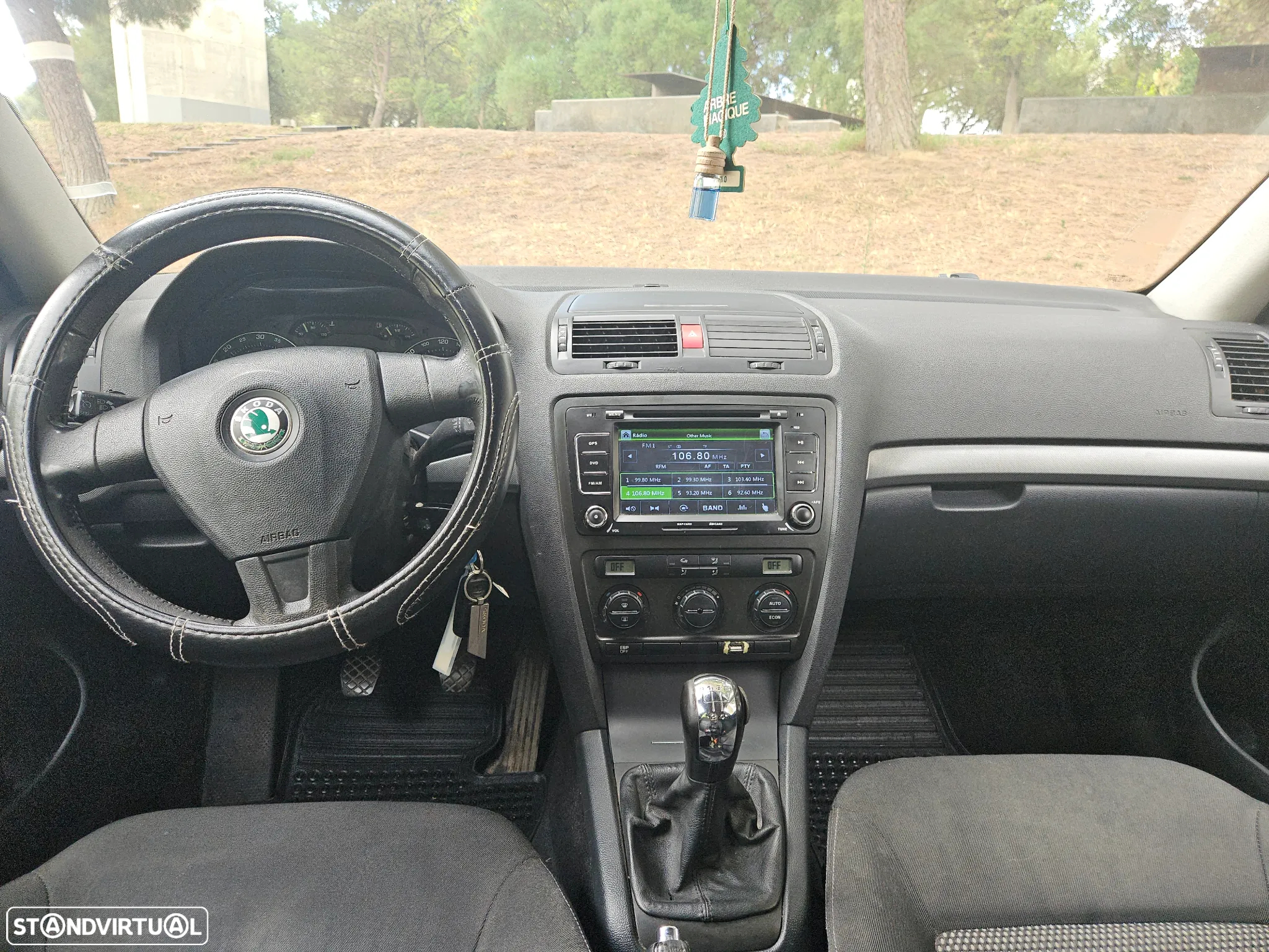 Skoda Octavia Break - 11
