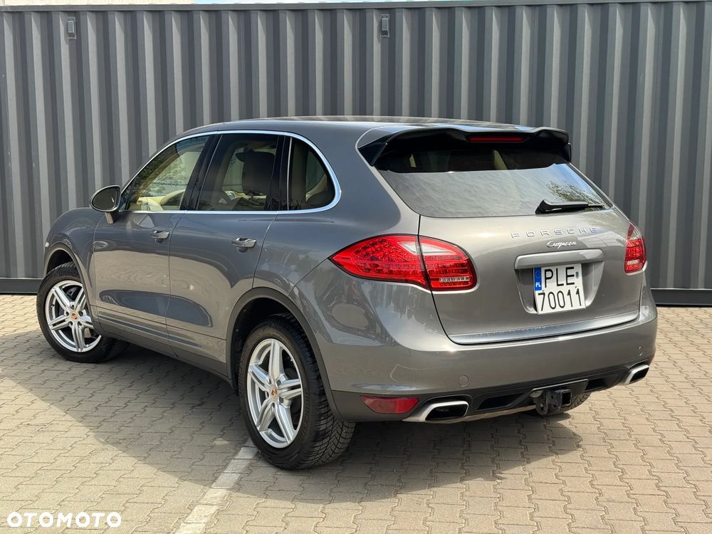 Porsche Cayenne Standard - 7