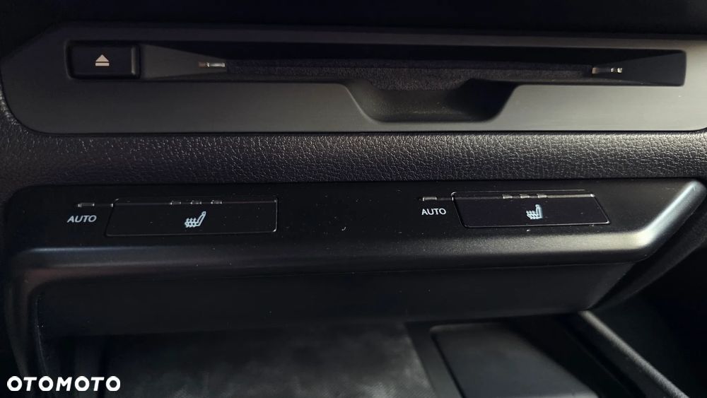 Lexus UX 200 F Sport 2WD - 15
