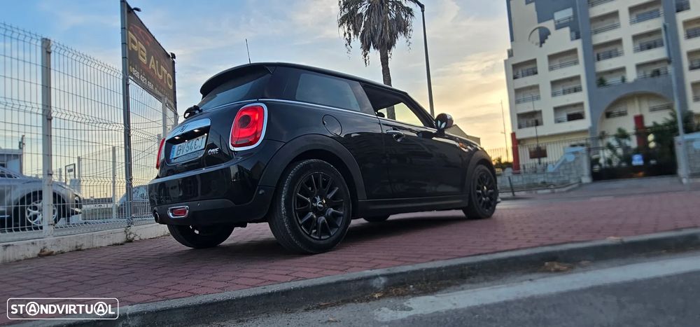 MINI 3 Portas Cooper D - 8