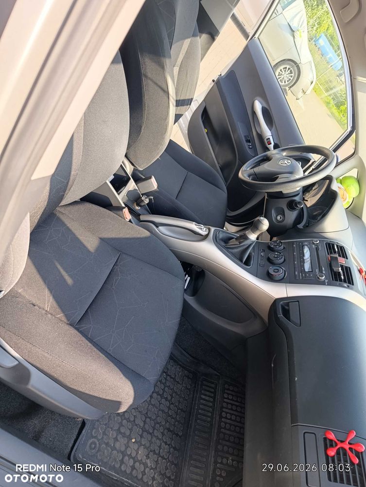 Toyota Auris - 3