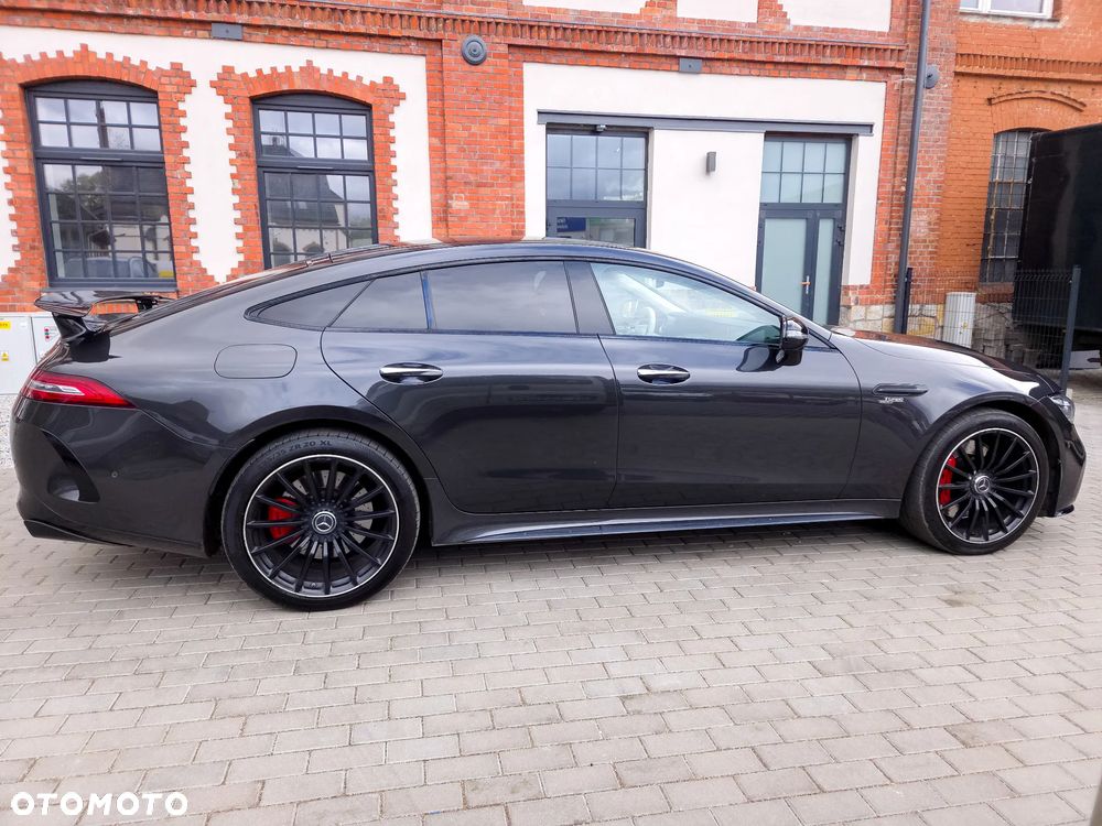 Mercedes-Benz AMG GT 43 4-Matic+ - 3