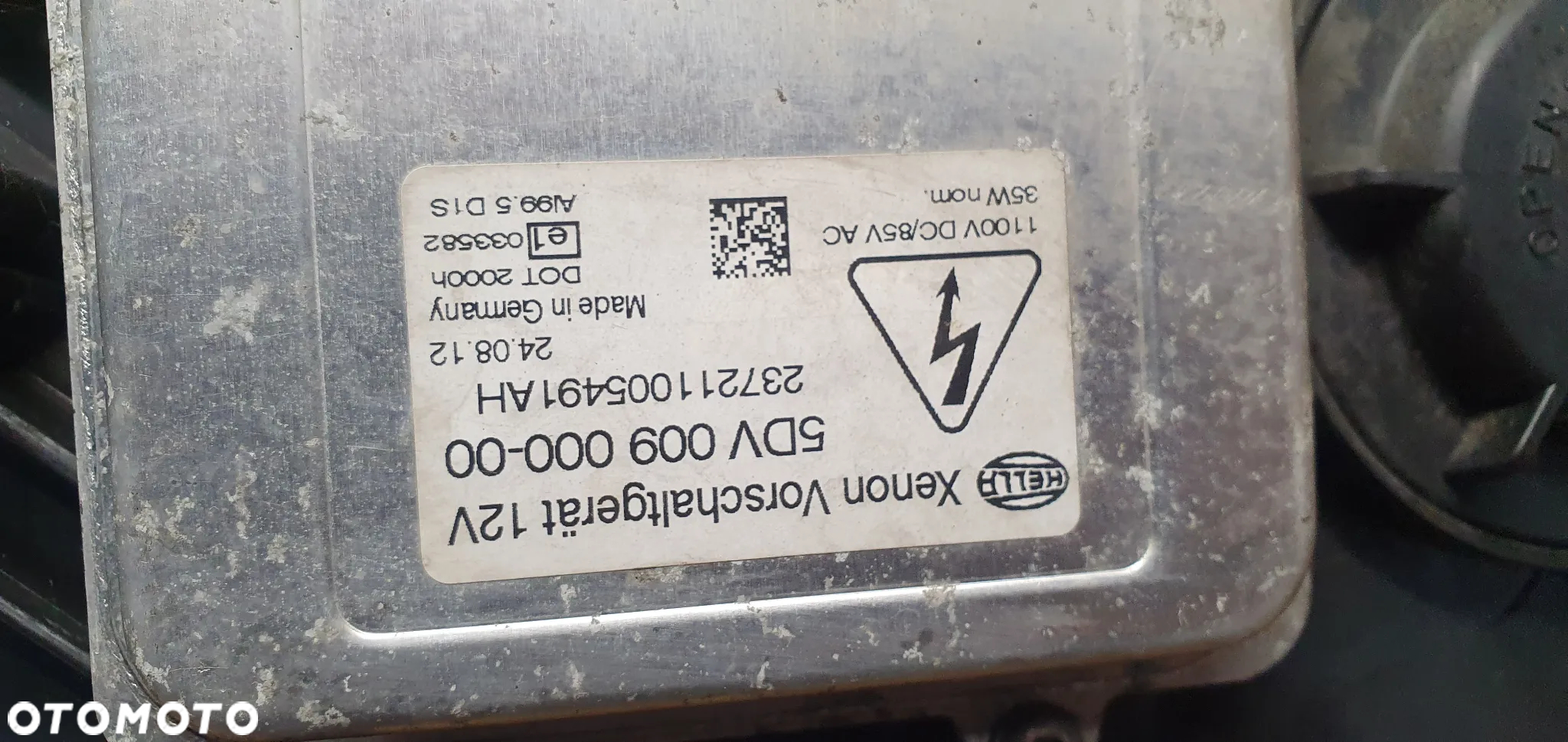 Lampa lewy przód przednia lewa XENON Kia Sportage III 3 UK 92101-3U310 - 9